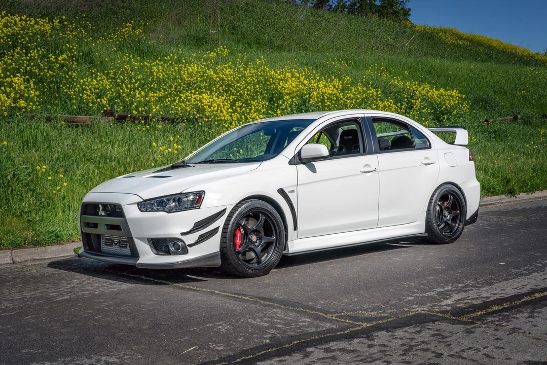 2011 Mitsubishi Lancer Evolution X 9th Gen - Image 2 of 31