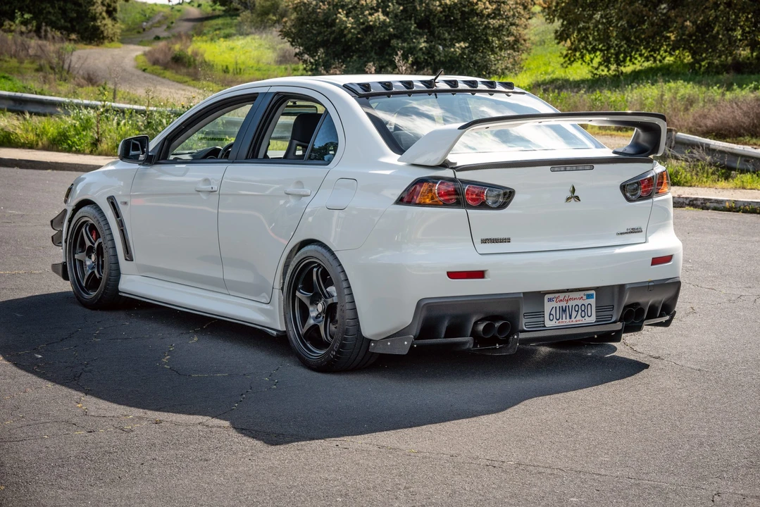 2011 Mitsubishi Lancer Evolution X 9th Gen - Image 18 of 31
