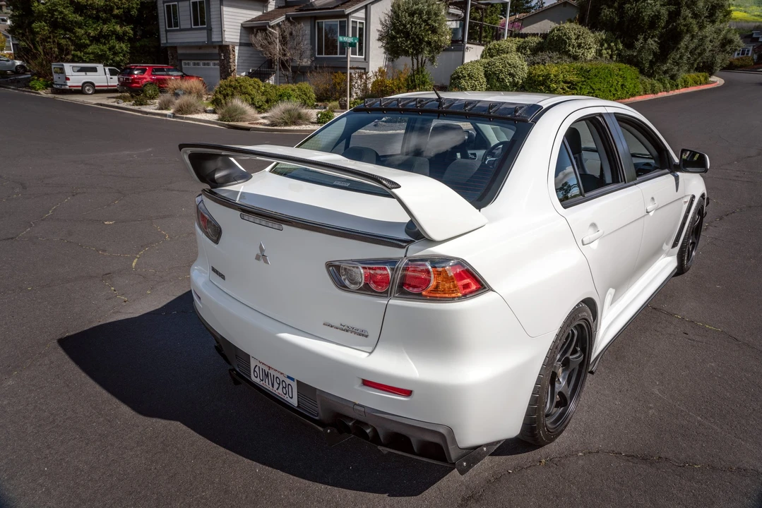 2011 Mitsubishi Lancer Evolution X 9th Gen - Image 12 of 31