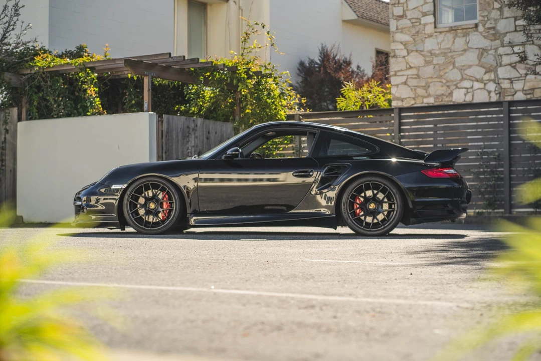 2007 Porsche 997 Turbo - Image 6 of 31