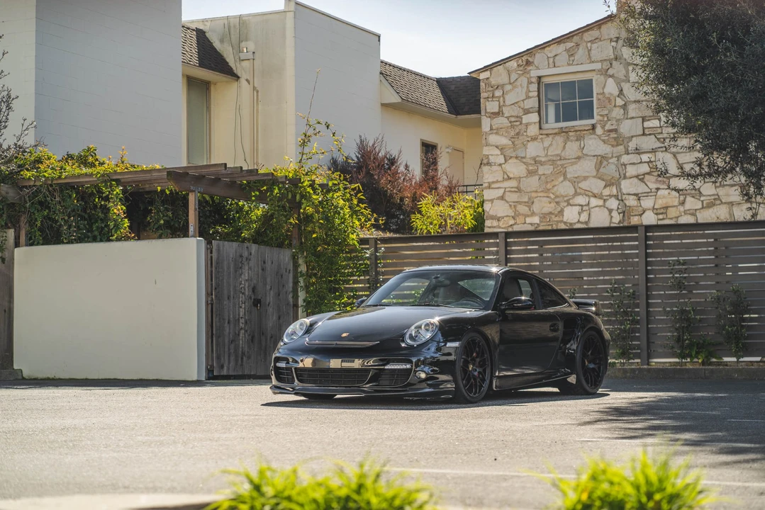 2007 Porsche 997 Turbo - Image 2 of 31