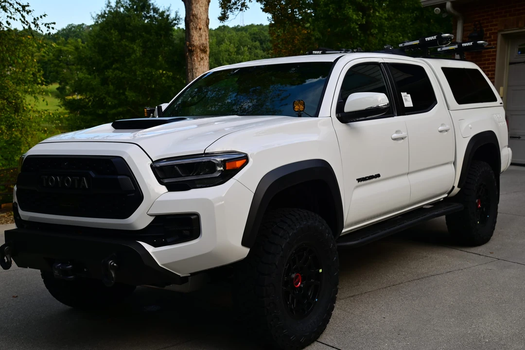 2023 Toyota Tacoma 3rd Gen - Image 2 of 31