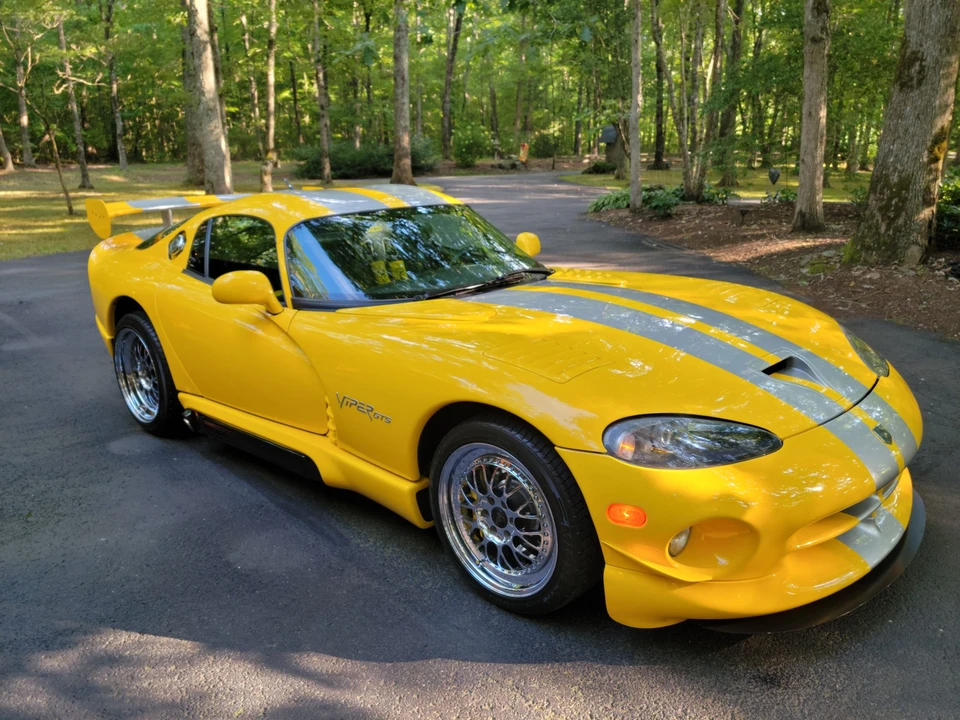 1998 Dodge Viper GTS 2nd Gen - Image 9 of 31