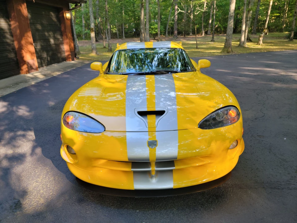 1998 Dodge Viper GTS 2nd Gen - Image 10 of 31