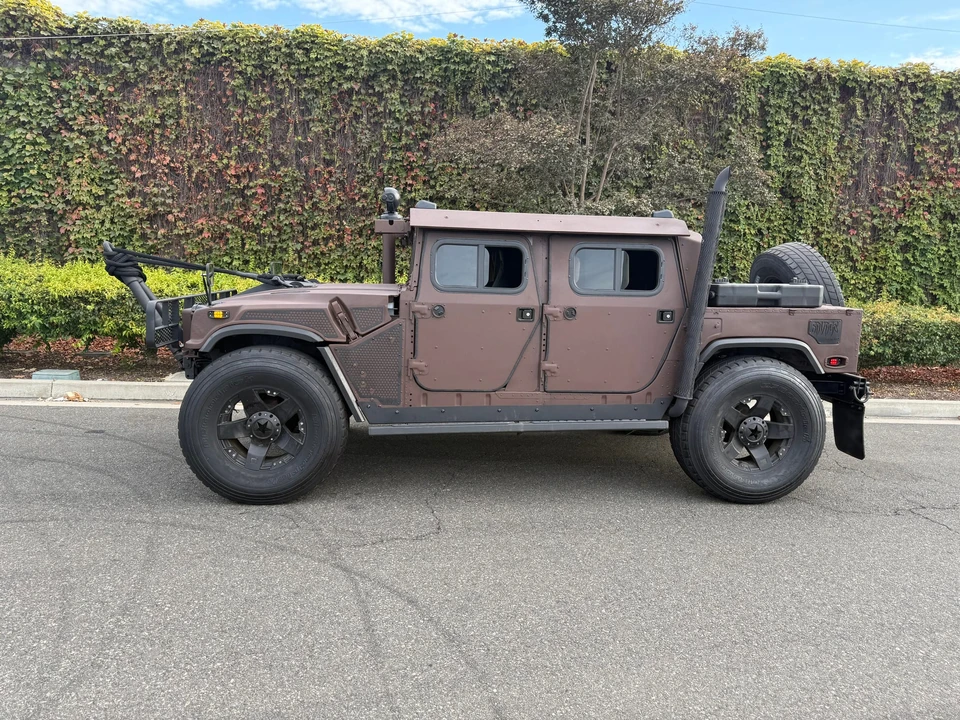 Hummer HMMWV - Image 18 of 31