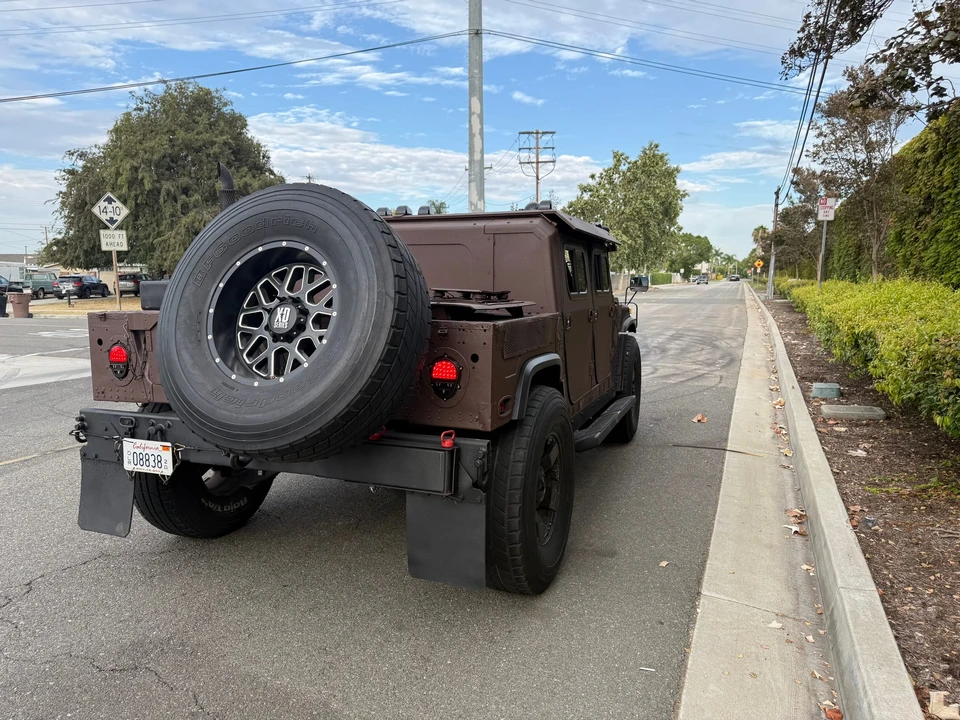 Hummer HMMWV - Image 14 of 31