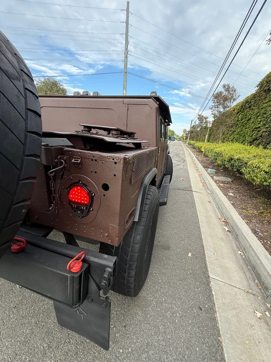 Hummer HMMWV - Image 23 of 31