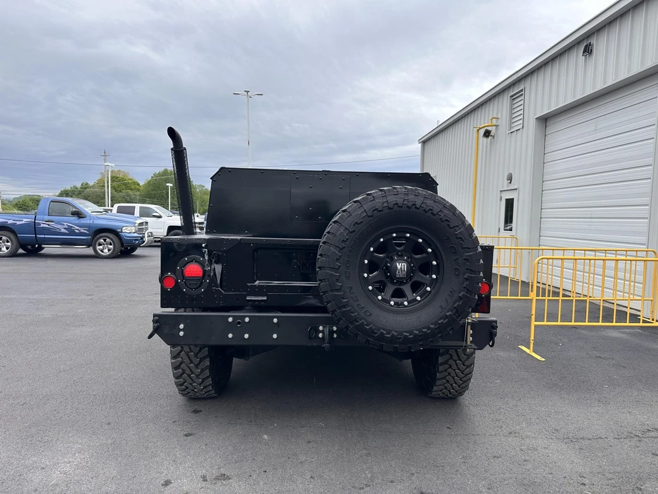 Hummer HMMWV - Image 6 of 31