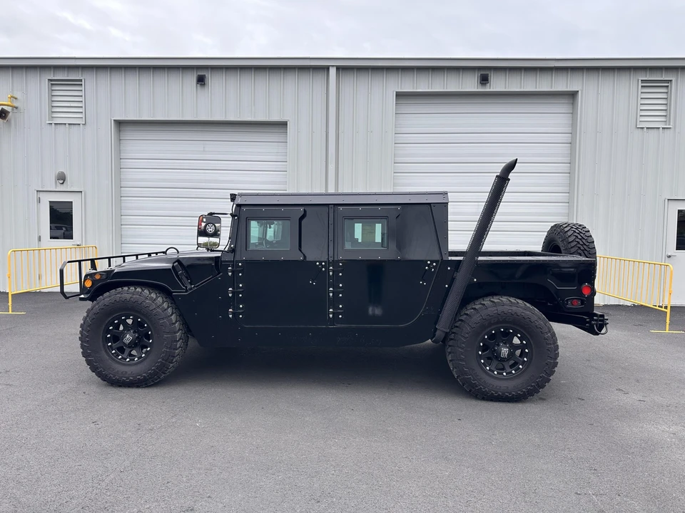 Hummer HMMWV - Image 4 of 31