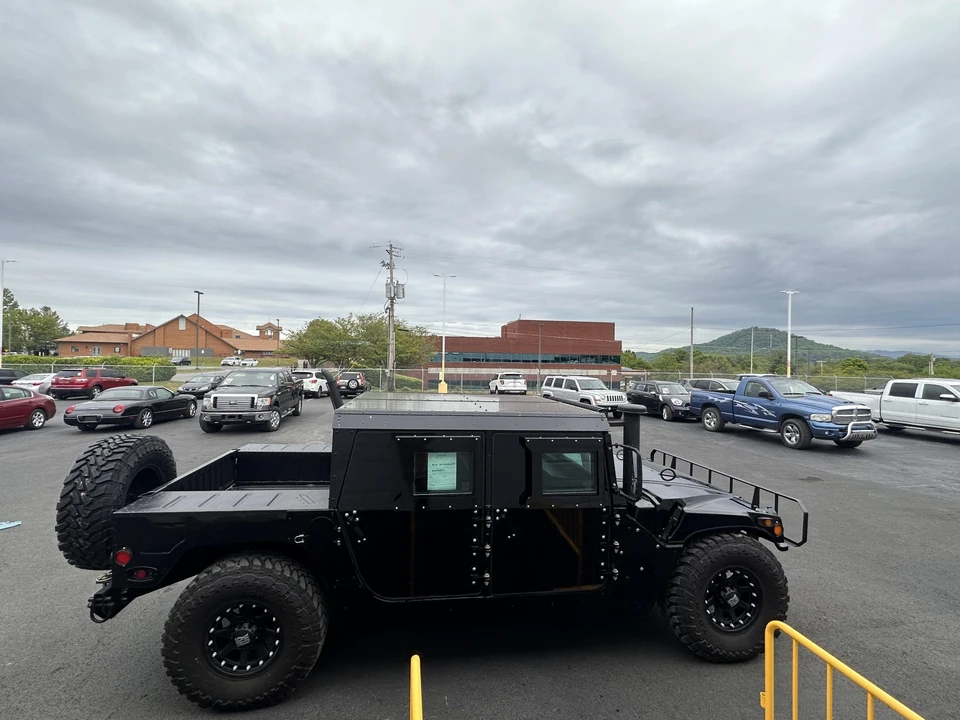 Hummer HMMWV - Image 9 of 31