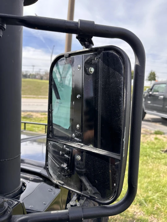 Hummer HMMWV - Image 25 of 31