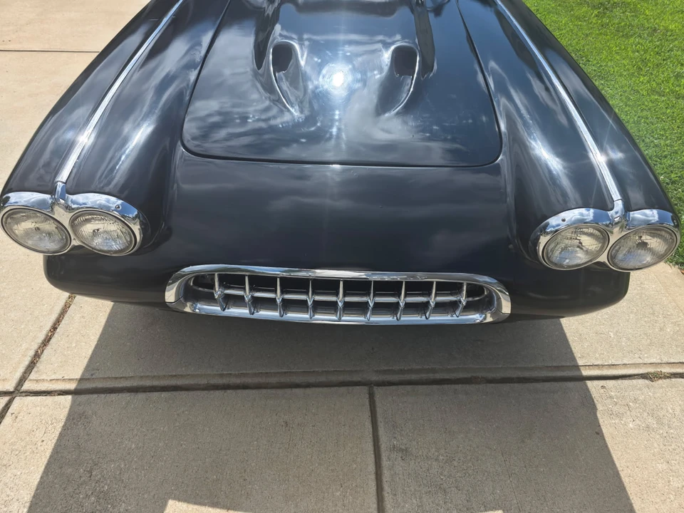 Chevrolet Corvette C1 - Image 9 of 31