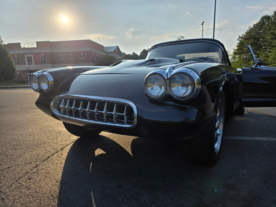 Chevrolet Corvette C1 - Image 3 of 31