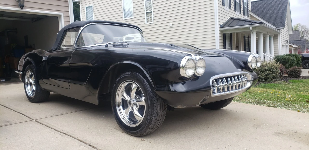 Chevrolet Corvette C1 - Image 2 of 31