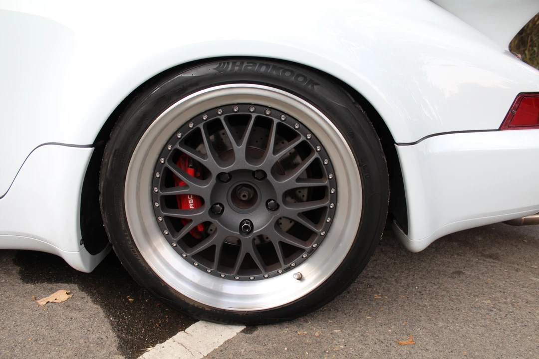 1991 Porsche 964 Turbo - Image 16 of 31