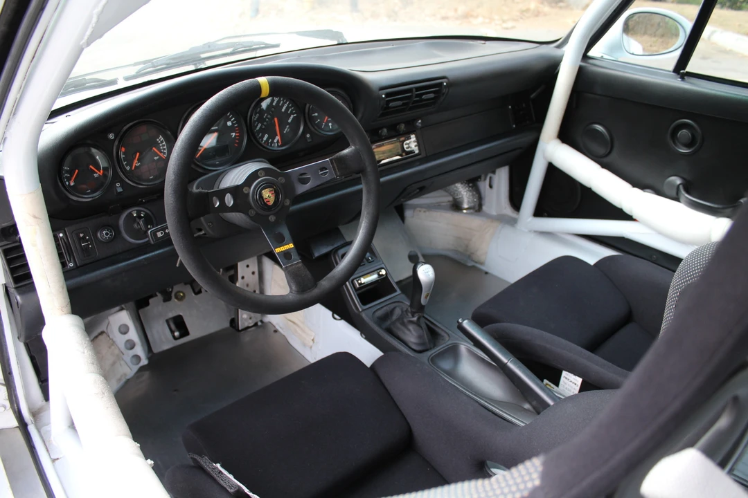 1991 Porsche 964 Turbo - Image 29 of 31