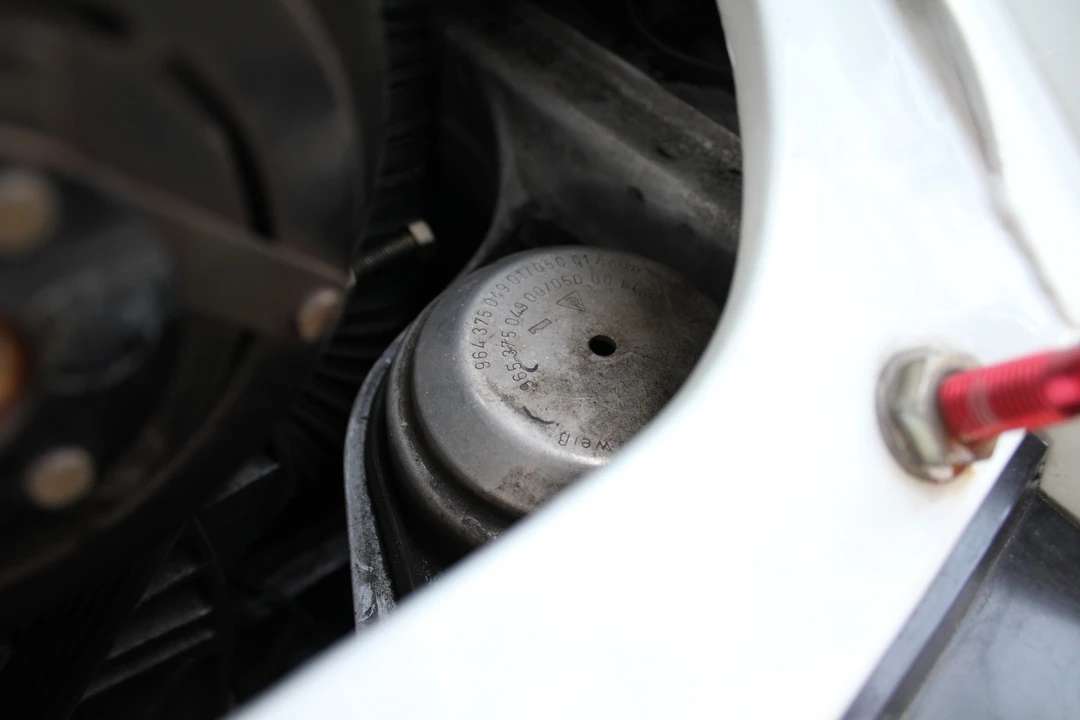 1991 Porsche 964 Turbo - Image 24 of 31