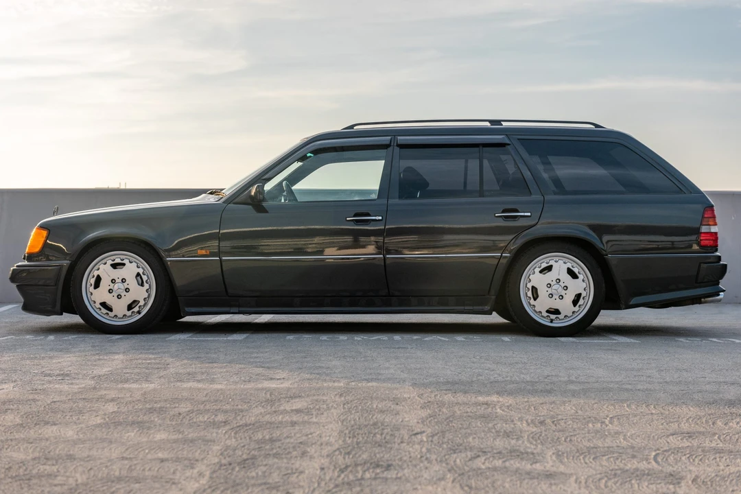 1992 Mercedes-Benz W124 E-Class - Image 9 of 31