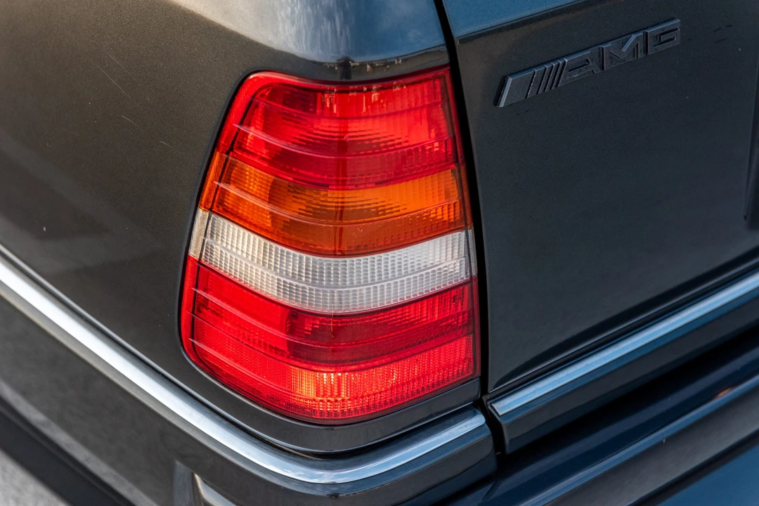 1992 Mercedes-Benz W124 E-Class - Image 15 of 31