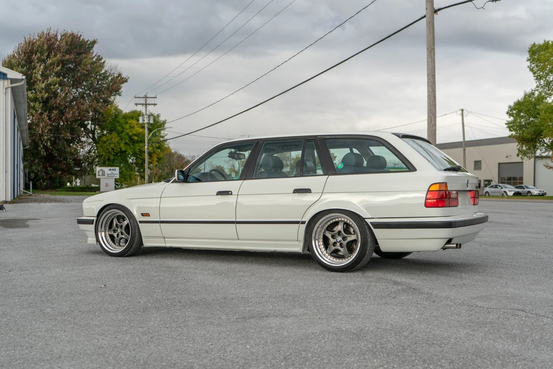 1994 BMW E34 5 Series - Image 6 of 31