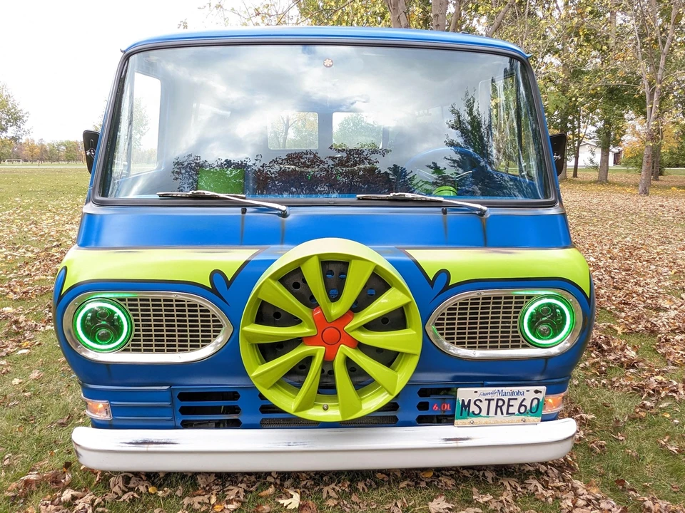 Ford Econoline Van - Image 4 of 31