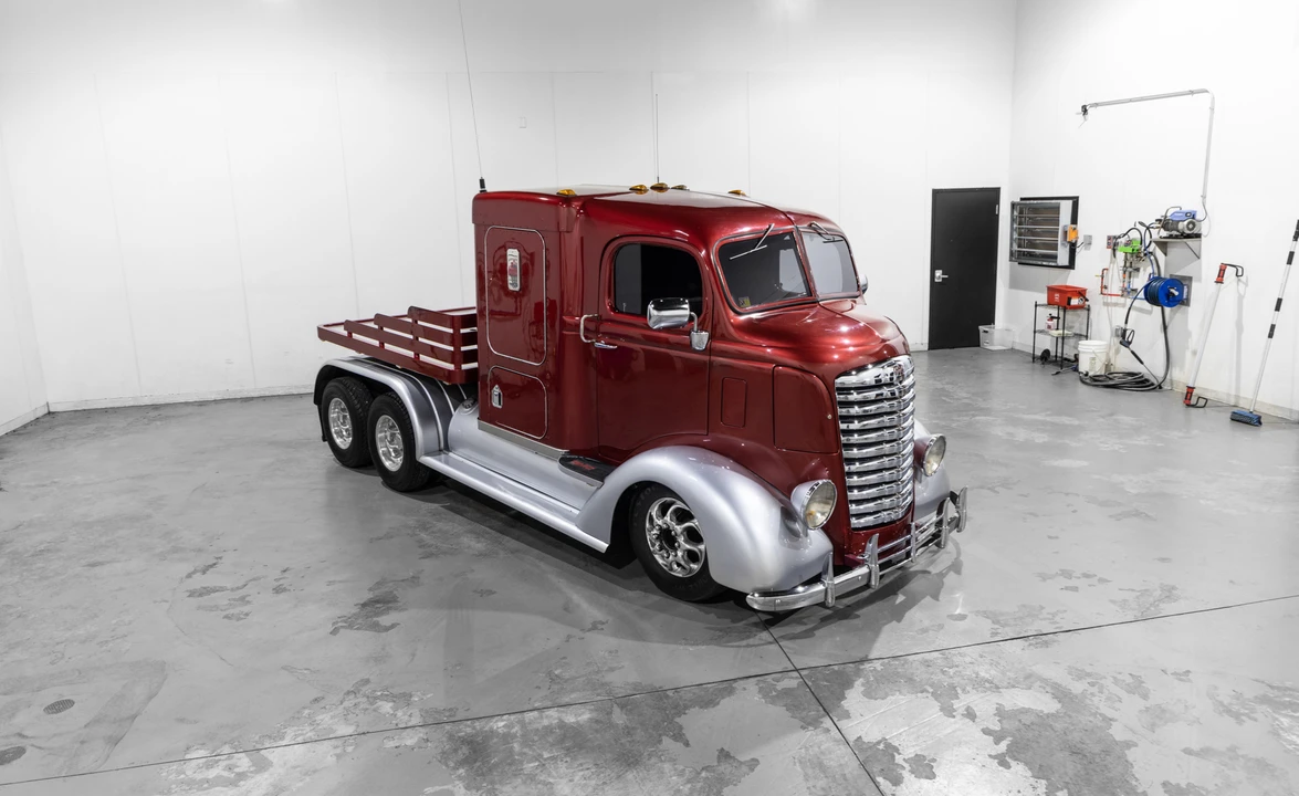 GMC C-Series - Image 10 of 31