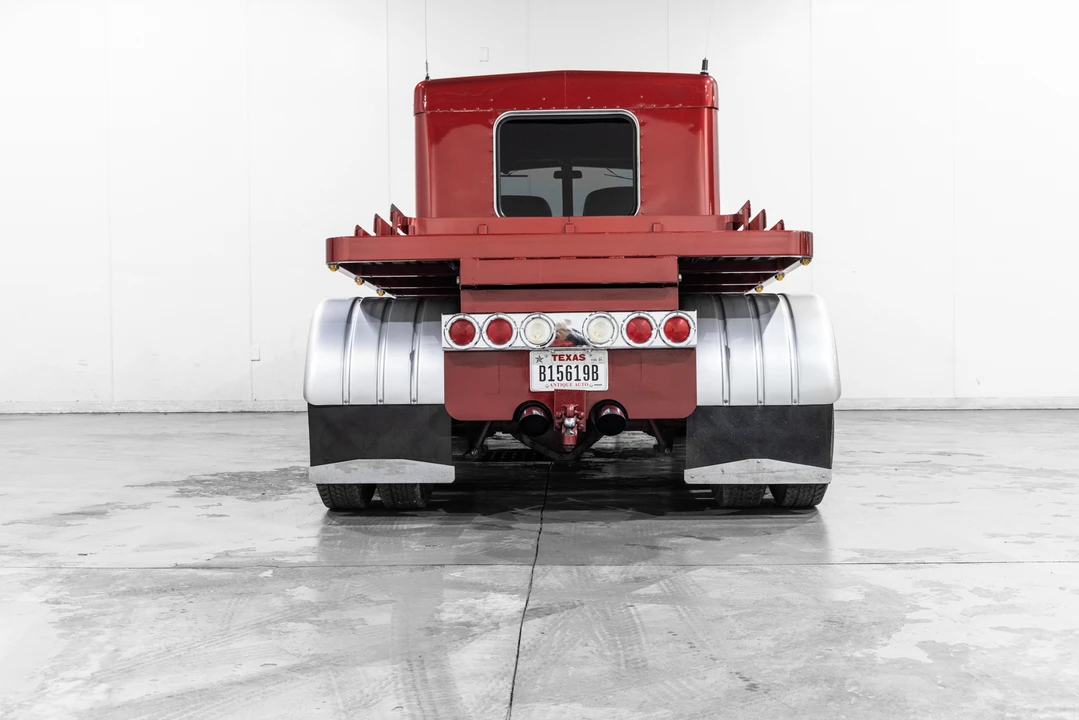 GMC C-Series - Image 15 of 31