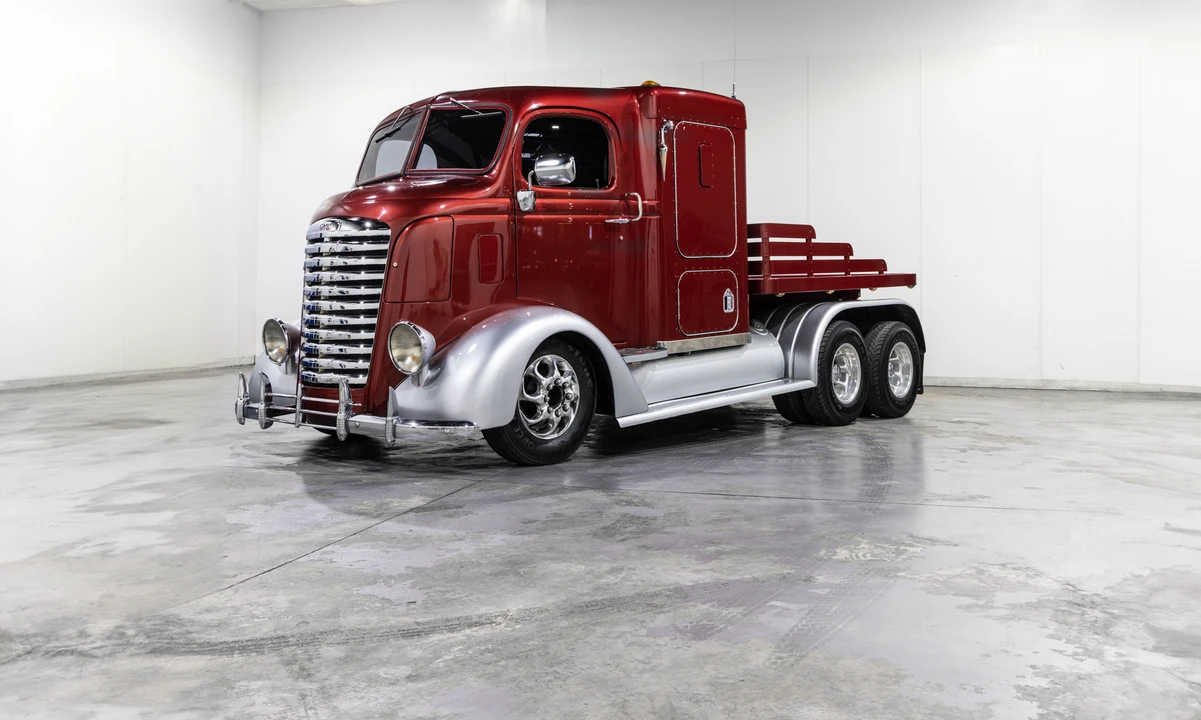 GMC C-Series - Image 2 of 31