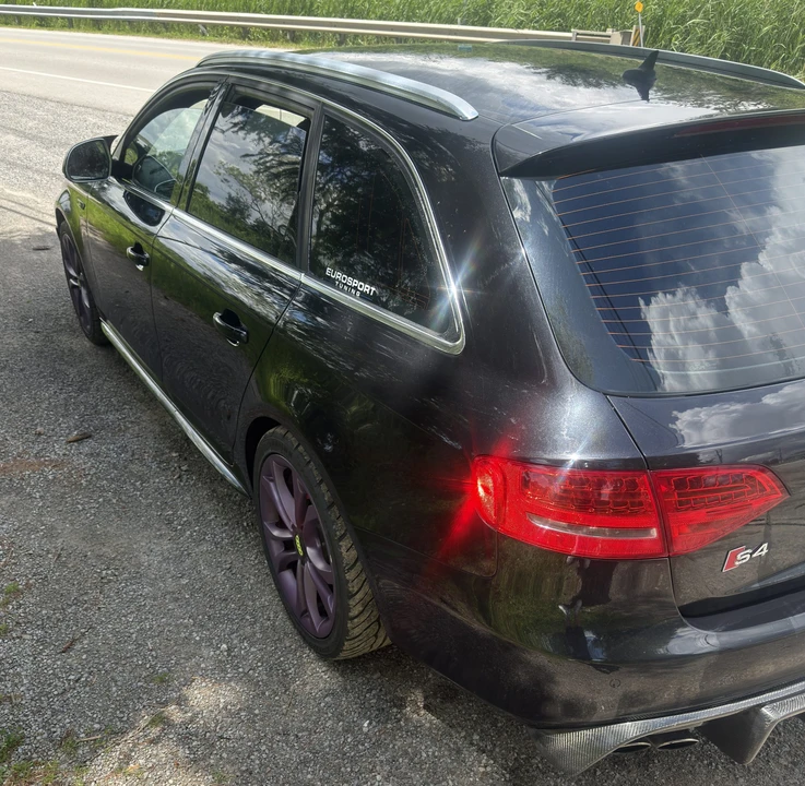 2010 Audi B8 S4 - Image 25 of 31