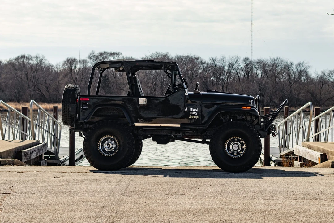 Jeep CJ7 - Image 5 of 31