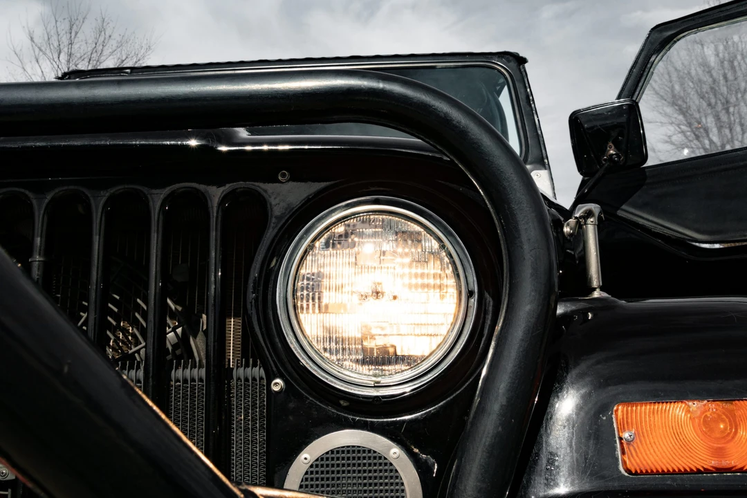 Jeep CJ7 - Image 25 of 31