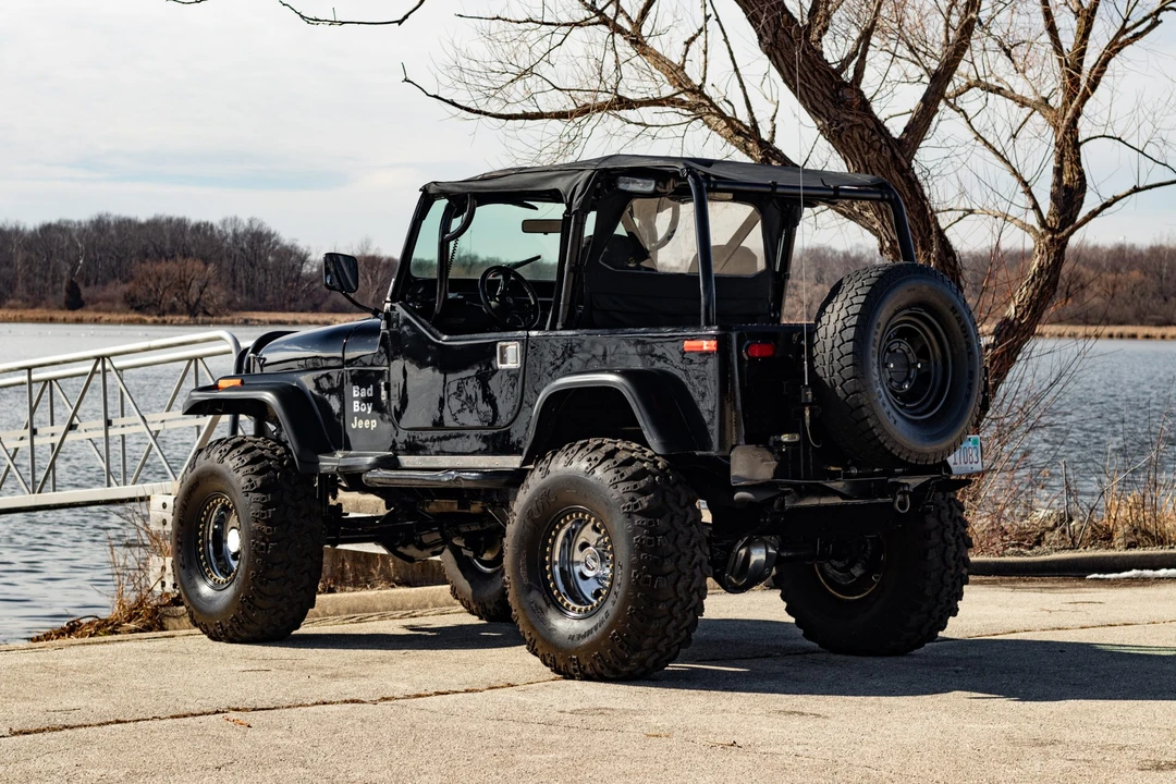 Jeep CJ7 - Image 8 of 31