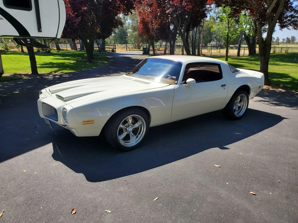 Pontiac Firebird 2nd Gen - Image 8 of 31