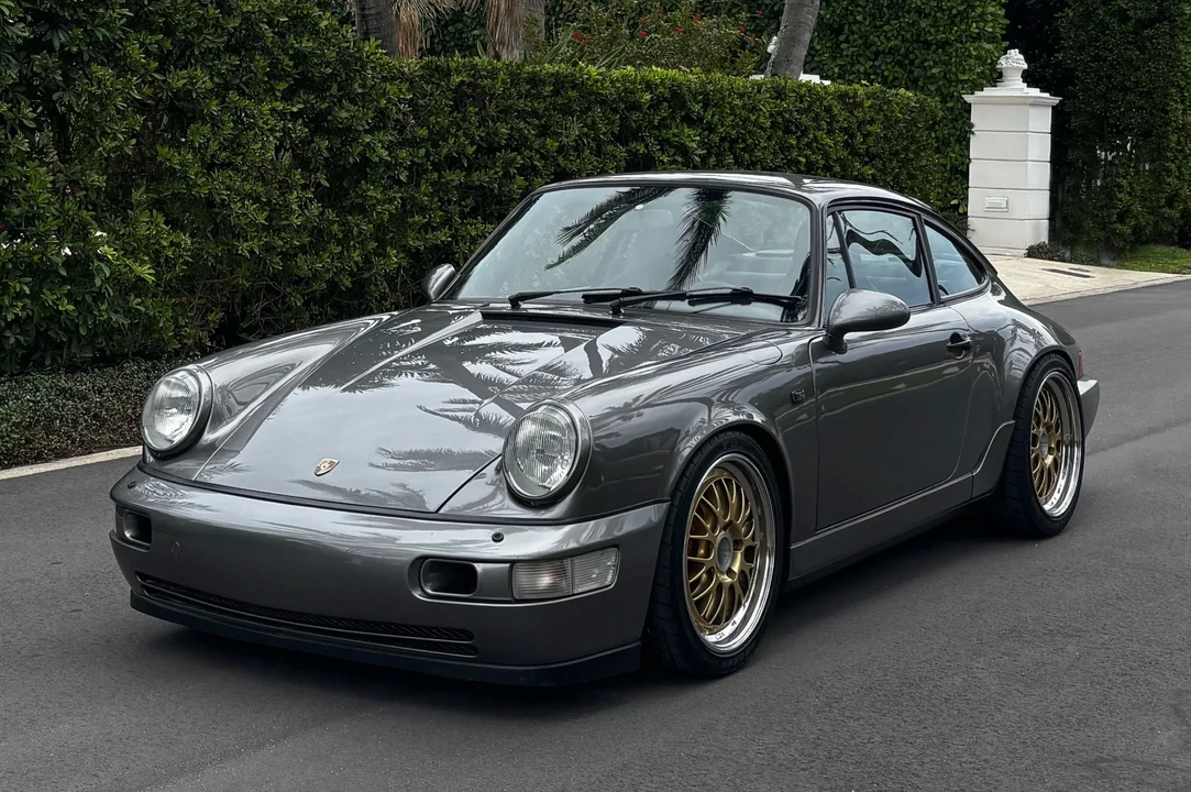 1989 Porsche 964 Carrera 4 - Image 11 of 31