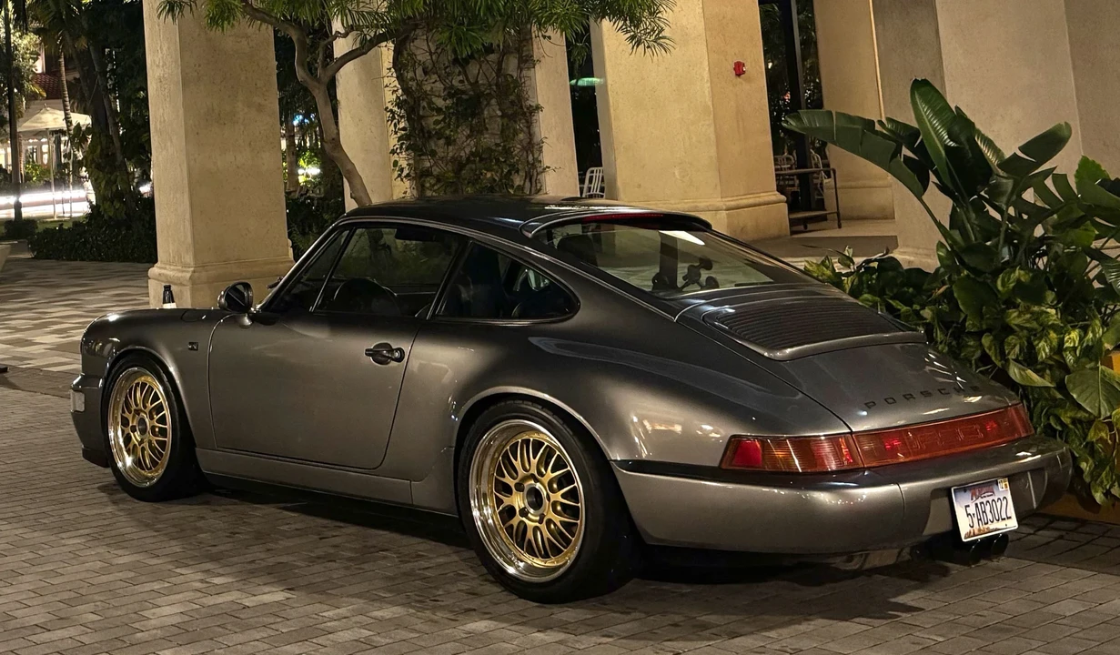 1989 Porsche 964 Carrera 4 - Image 26 of 31