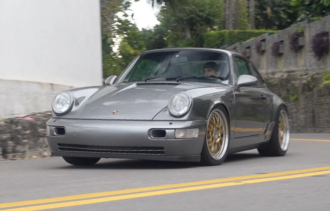 1989 Porsche 964 Carrera 4 - Image 8 of 31