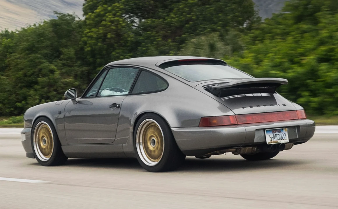 1989 Porsche 964 Carrera 4 - Image 28 of 31