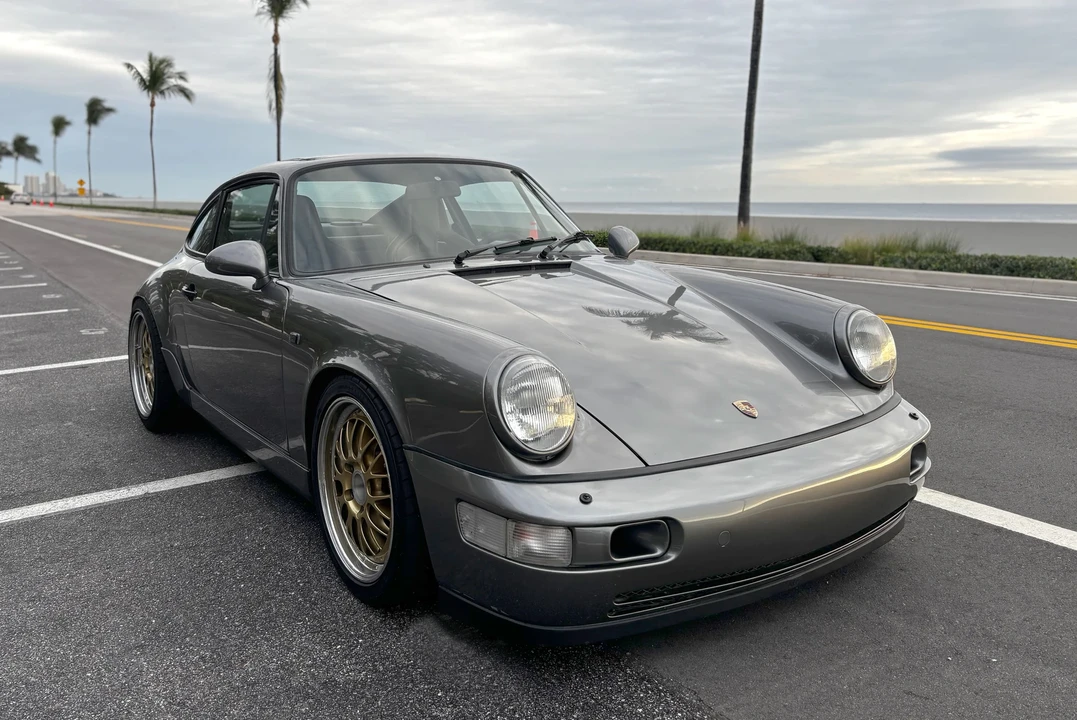 1989 Porsche 964 Carrera 4 - Image 4 of 31
