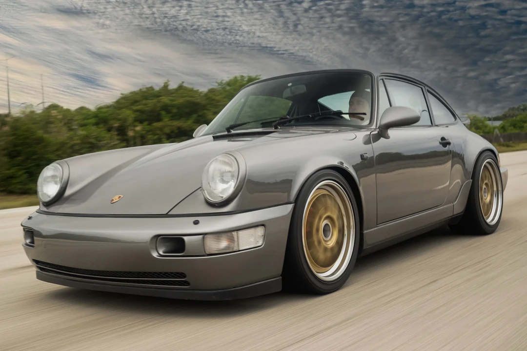 1989 Porsche 964 Carrera 4 - Image 12 of 31