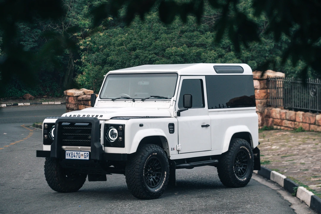 1997 Land Rover Defender 90 - Image 3 of 31