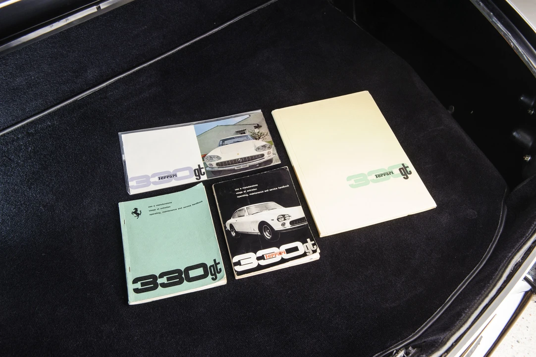 Ferrari 330 GT 2+2 - Image 8 of 24