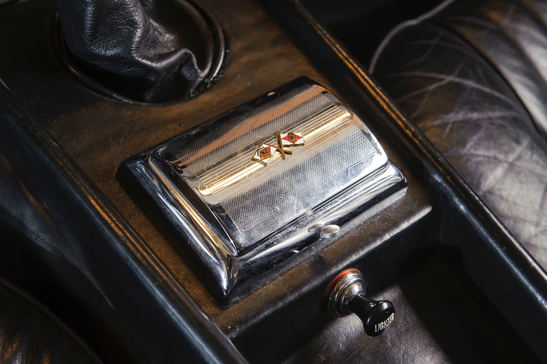 Ferrari 330 GT 2+2 - Image 13 of 24
