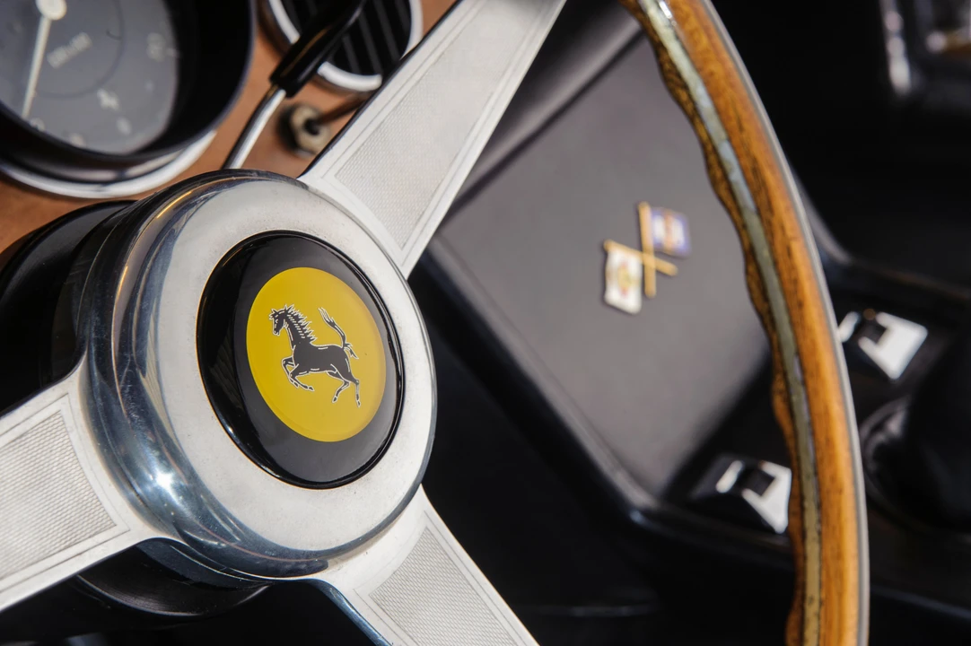 Ferrari 330 GT 2+2 - Image 10 of 24