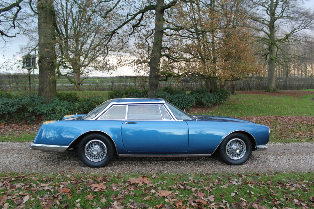 Facel Vega Facel II - Image 9 of 30