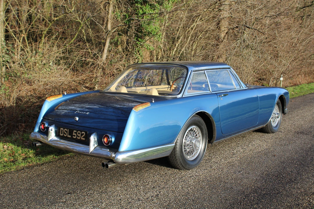 Facel Vega Facel II - Image 7 of 30