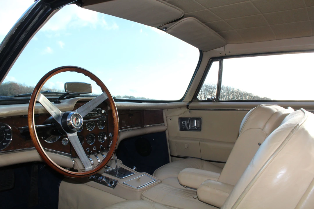 Facel Vega Facel II - Image 11 of 30