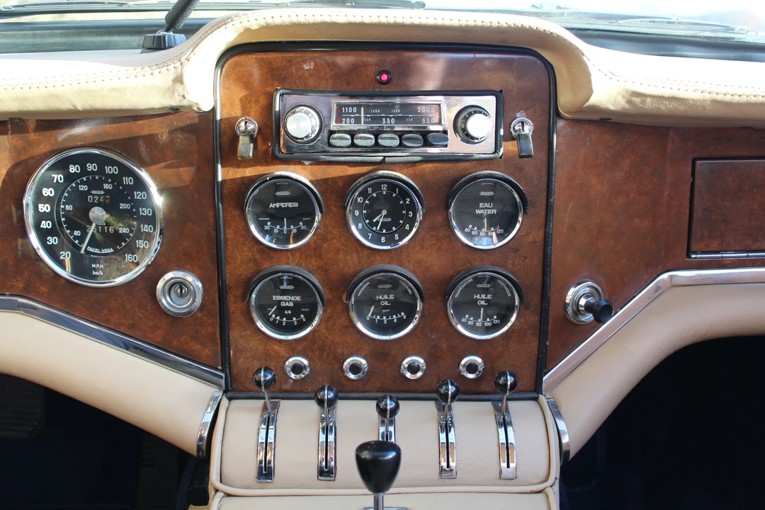 Facel Vega Facel II - Image 19 of 30