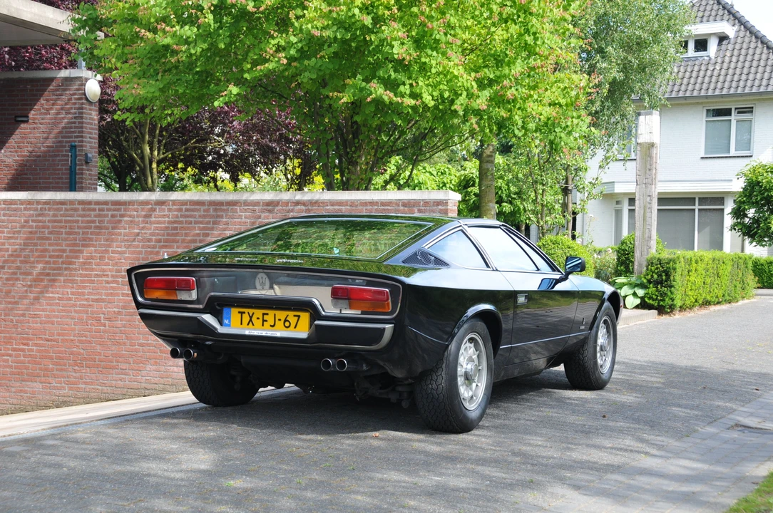 Maserati Khamsin - Image 7 of 18
