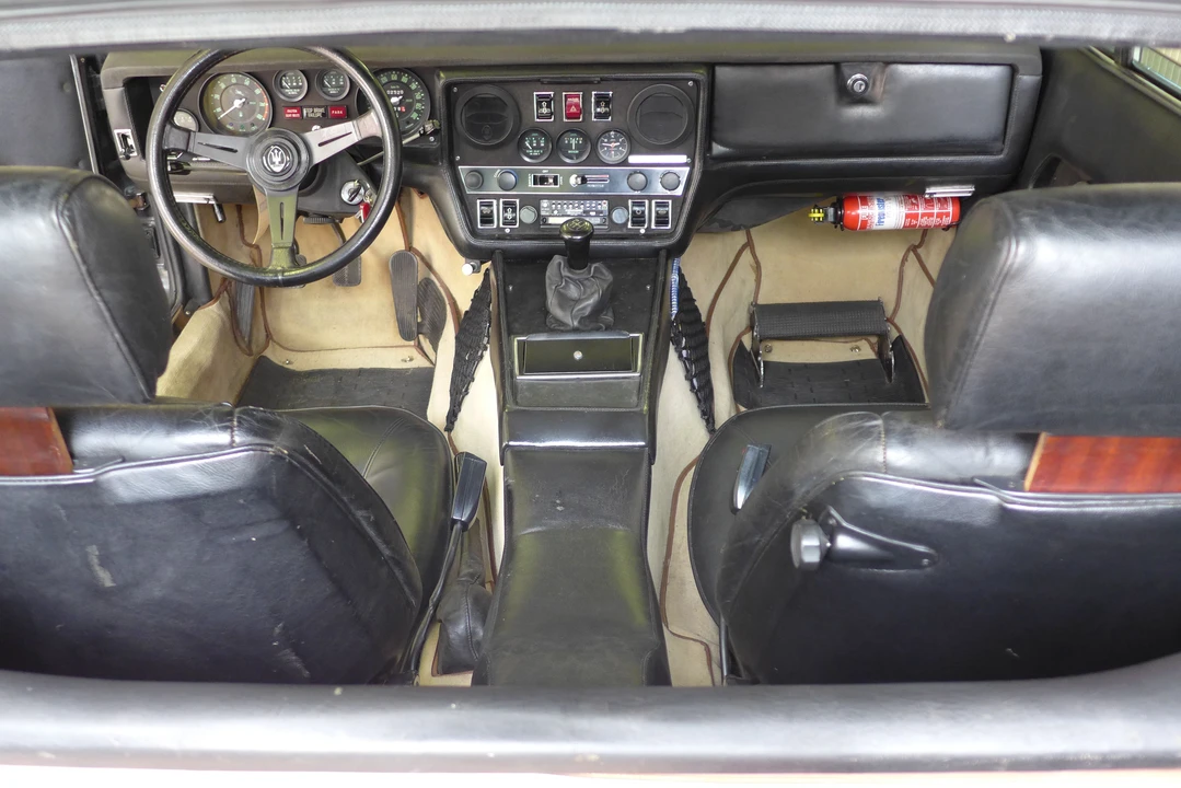 Maserati Khamsin - Image 12 of 18