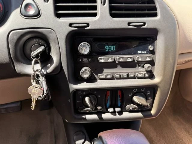 2003 Chevrolet Monte Carlo 6th Gen - Image 8 of 15